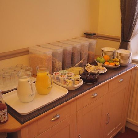 The Dales Bed and Breakfast Harrogate Exterior foto