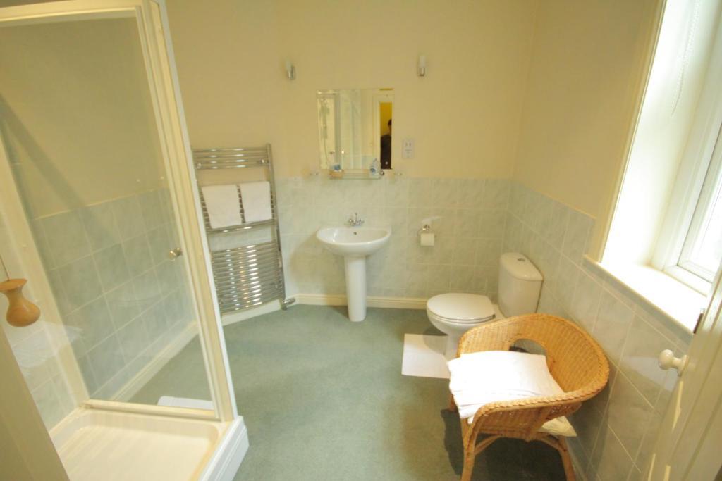 The Dales Bed and Breakfast Harrogate Exterior foto